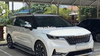 Kia Carnival 2023 Premium 8 ghế 8 vạn km