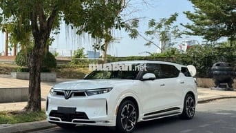 VINFAST VF9 SẴN XE, HỖ TRỢ VAY DOANH NGHIỆP NHANH