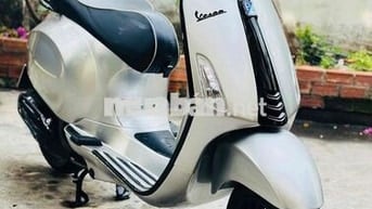 Piaggio Vespa Sprint 125cc IGET ABS 2022 Bạc