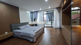 nhà đẹp tại việt hưng -  diện tích 45m2 . 6 tầng mới - giá hơn 6 tỷ