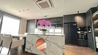 BÁN NHÀ NGÔ GIA TỰ - NHÀ 6 TẦNG THANG MÁY - Ô TÔ VÀO NHÀ -GIÁ HƠN 8 TỶ