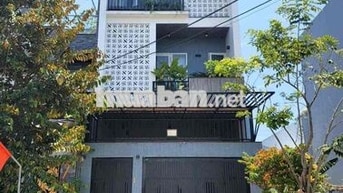 NHÀ 4 TẦNG FULL NỘI THẤT CÓ THANG MÁY XỊN , PHÙ HỢP Ỏ HOẶC KD
