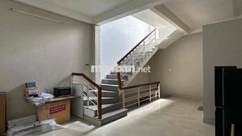 Mặt Tiền Hoàng Hoa thám dtsd 266m đang cho thuê chính chủ cần bán