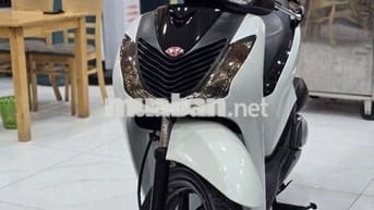 Honda SH Nhập Ý 2010 150i Trắng
