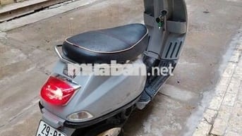 Piaggio Vespa Xám Cổ điển
