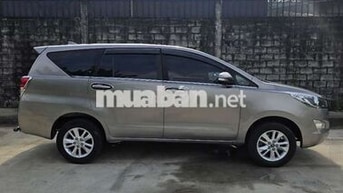 Toyota Innova 2019 Vàng cát