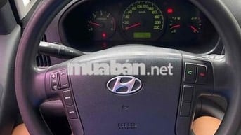 Hyundai Starex 2014 3 chỗ Đen