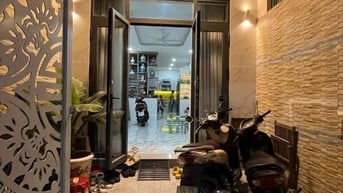 Cần bán nhà SHR Hồng Bàng Quận 6-50m2- Gần Chợ Lớn - Giá 3tỷ5