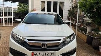 Honda Civic 2017 Trắng 180k km