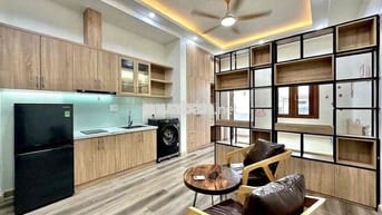 Cho thuê căn hộ tách bếp, máy giặt riêng, full NT ngay Bàu Cát, 7 Hiền