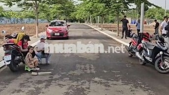 Đất thổ cư TP ĐỒNG NAI ,2 mặt tiền đường nhựa vỉ hè 