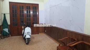 Cho thuê nhà riêng ngõ 164 Hồng Mai, 35m2, 3 tầng ,2 ngủ