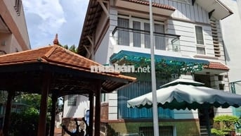 Bán đất tặng biệt thự, 1 đời chủ đang ở.