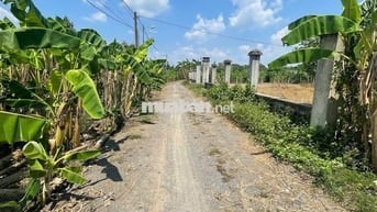 BÁN 925M2 ĐẤT CHỈ VƠI GIÁ 600T,ĐẤT NĂM KHU DÂN CƯ,ĐƯỜNG XE HƠI ĐI ĐƯỢC