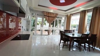 CHO THUÊ CĂN GÓC KBT TIAMO CHỈ 10TR CÓ SÂN VƯỜN 