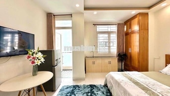 PHÒNG STUDIO BAN CÔNG - CÓ THANG MÁY - HẦM XE NGAY TRUNG TÂM QUẬN 3