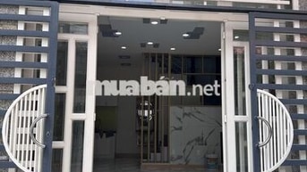 Cho thuê nhà nguyên căn mới xây, 1 trệt + 2 lầu + 1 sân thượng P.3 Q8