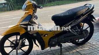 Yamaha Sirius Vàng đen
