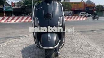 Piaggio Vespa LX 125 Đen