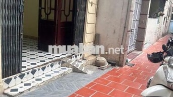 Cho thuê nhà riêng ngõ 173 Tam Trinh - 40m2 - 3 tầng