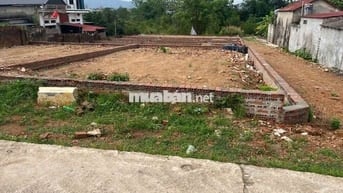2.4x tỷ 102m full thổ cư 2 mặt tiền rất đẹp, đường thông Nội Bài