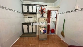 MÌNH CHỦ NHÀ CHO THUÊ PHÒNG TRỆT ĐỘC LẬP, GIỜ GIẤC TỰ DO - TÂN BÌNH