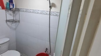 Nhà Nguyên Căn gần khu ăn uống phan xích long