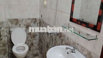 nhà nguyên căn trung tâm phù hợp spa, nail, dạy học