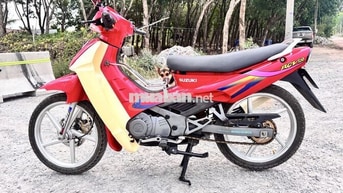 Suzuki Sport RGV 120 đỏ