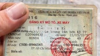 Honda Cub 50cc Xanh bstp đang chạy bình thường
