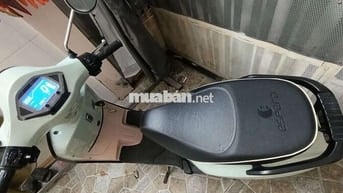 Espero 50cc 3364km Trắng
