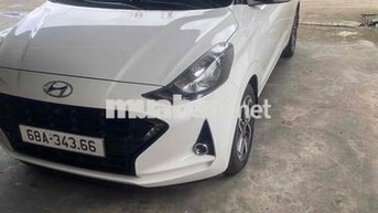 Hyundai Grand i10 Trắng 5 chỗ