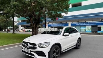 Mercedes-Benz GLC300 AMG 2022 Trắng