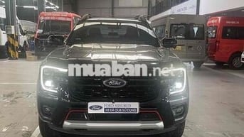 Ford Ranger Stormtrak 2024 Xám 71000 km