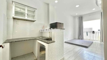 Cho Thuê Căn Hộ Bancol Xa Bếp Thang Máy 3ng3xe Ngay Chợ Hoà Hưng Q10