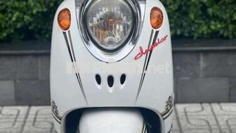Yamaha Classico màu Trắng