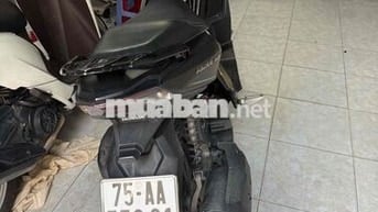 Honda Air Blade 125cc Đen vàng 2020