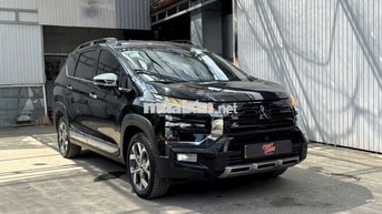 Mitsubishi Xpander Cross 2024 1.5AT,màu đen,2v8km