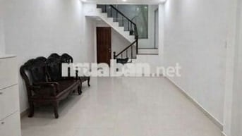 Nhà hẻm oto 3 PN Nguyễn Hữu Cảnh giá chỉ 15tr