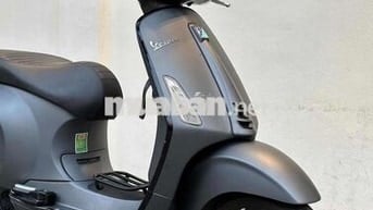 Chính chủ bán Vespa Sprint 150 2024 Xám