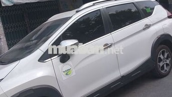 Mitsubishi Xpander Cross Trắng