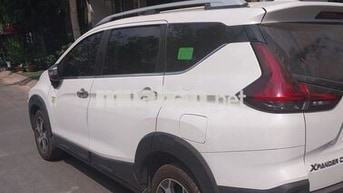 Mitsubishi Xpander Cross Trắng