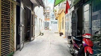 NHÀ HXH 3 TẦNG - GẦN CHỢ TÂN SƠN - P.15 - TÂN BÌNH