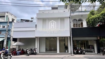 🔉 Nhà đẹp CMT8 Q3, 6.2x8m, trệt lửng 1L, vị trí tốt 🔉