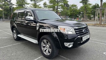Ford Everest Đen