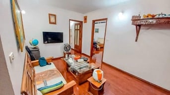 Cần bán CHTT tầng 3 nhà 69/2 ngõ 67 phố Vạn Bảo 