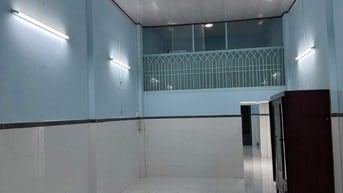 Cho thuê nhà 4x16 hẻm xe hơi, Hòa Bình, Tân Phú