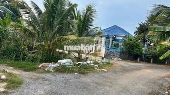 BÁN ĐẤT TẶNG CĂN NHÀ CŨ PHƯỜNG TRƯỜNG AN  GẦN CẦU CÁI CAM 2