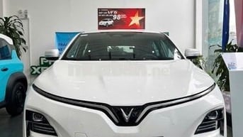 Xe ô tô điện VinFast VF6 ECO Trắng