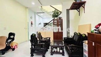 Nhà Full Nội Thất 1 Trệt 1 Lầu Đường Xe Tải Huỳnh Tấn Phát